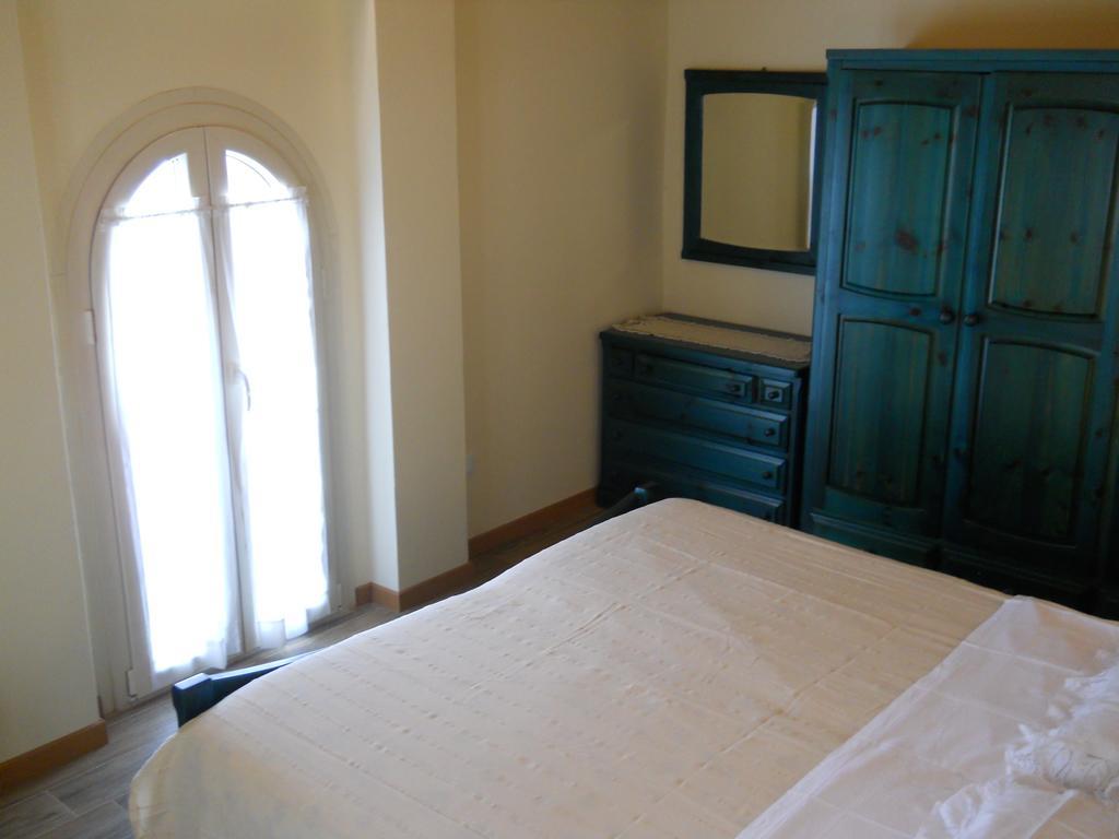 La Villa Morandi Marzio Ruang foto